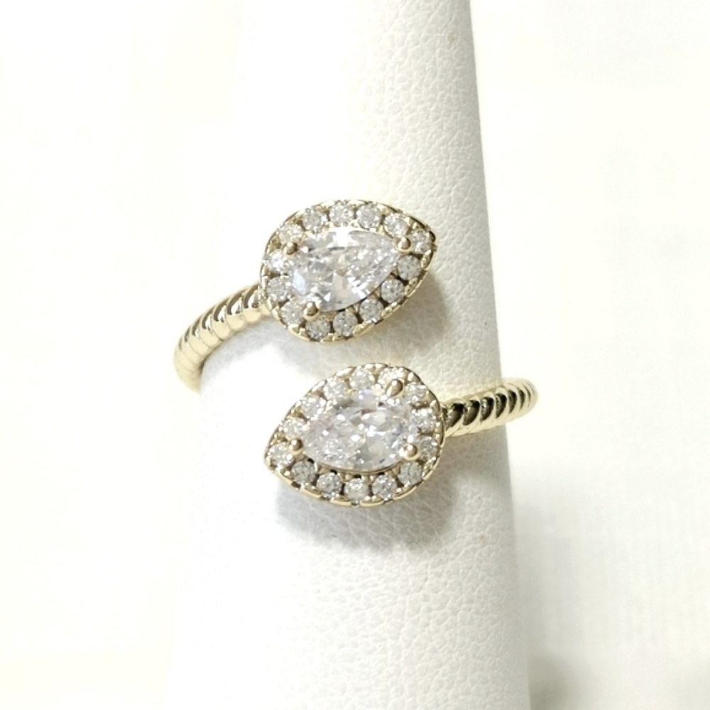 14k Gold teardrop pear cut cz ring Toi et Moi Bypass design size 6 🆕